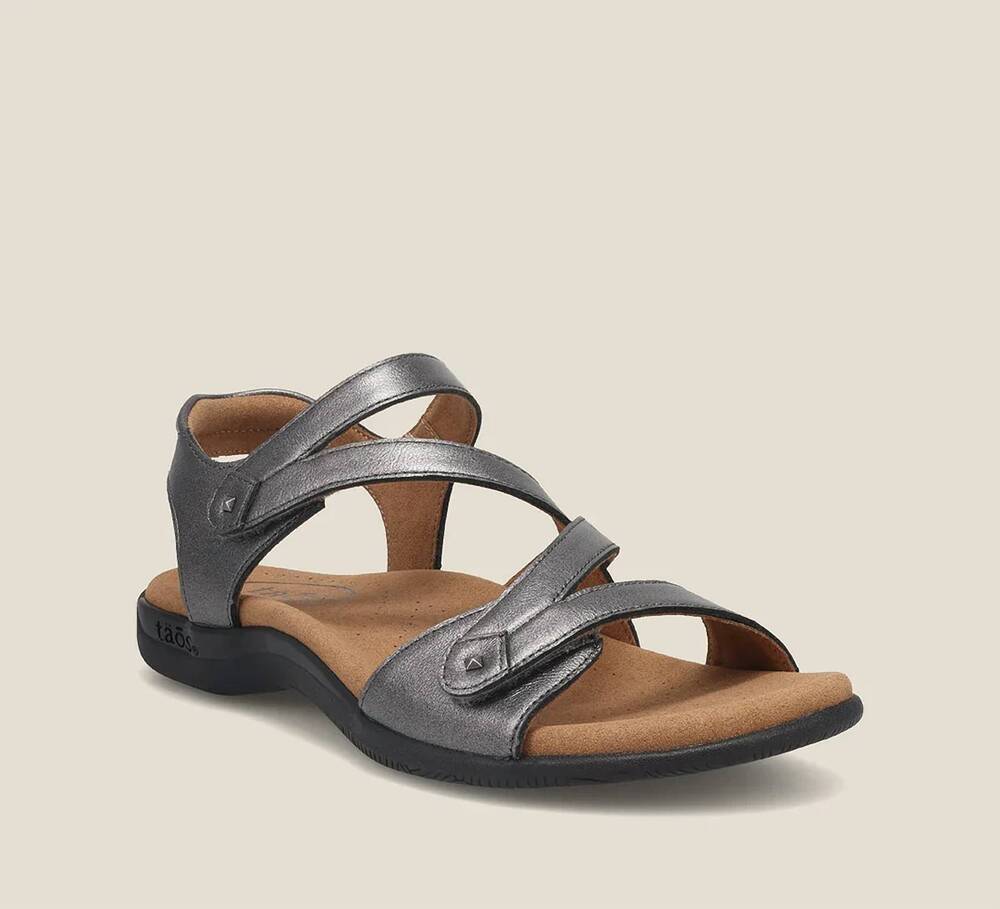NEW TAOS women's big time sandals in pewter